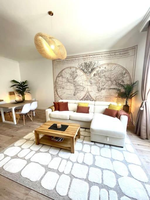 L'Echappee Chic Au Coeur De Valence Lejlighed Valence  Eksteriør billede